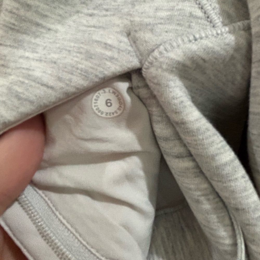 lululemon athletica Gray Sweatshirt - Picture 5 of 5